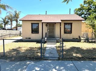 220 N Gilbert St, Hemet, CA 92543