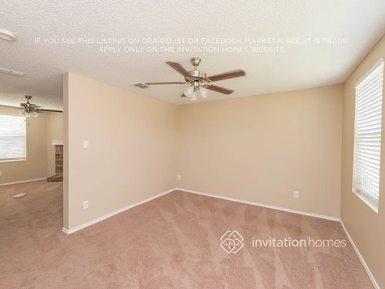 3450 Post Oak Dr — Photo 2