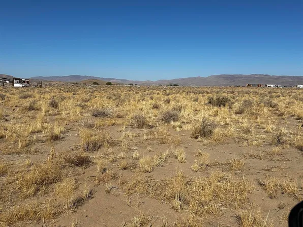 3720 E 4th St, Silver Springs, NV 89429