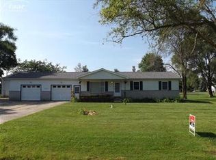10463 Beecher Rd, Flushing, MI 48433