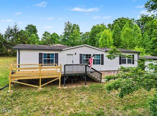 222 Moose Trail Ln, Powell, TN 37849