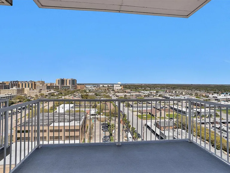 500 Seawall Blvd #1105 — Photo 19