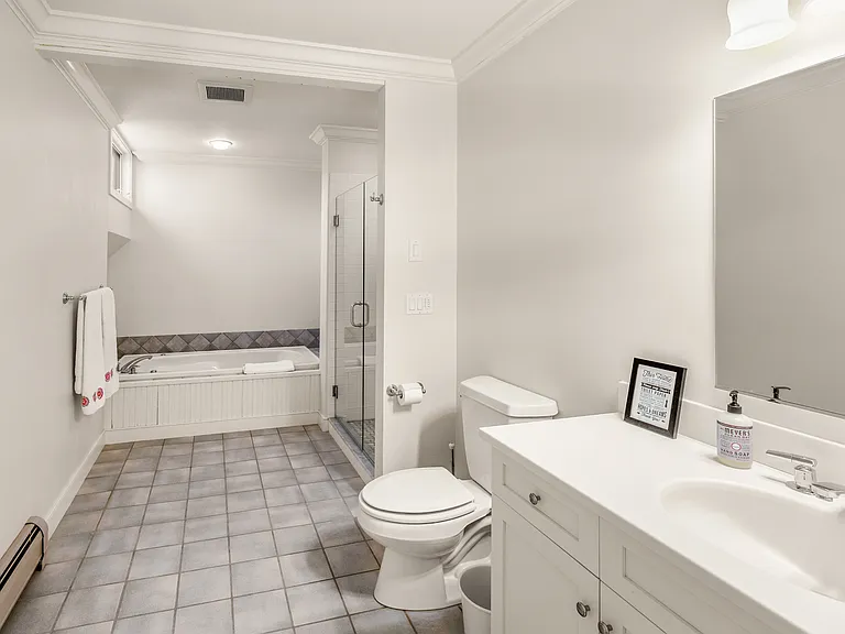 271 Thomas Pasture Rd — Photo 24