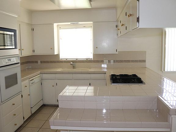 5th image of 5658 N Ferger Ave