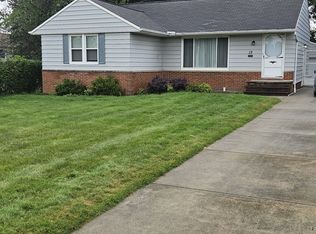 15 Willard Ave, Bedford, OH 44146