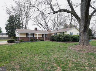 15520 Jones Ln, Gaithersburg, MD 20878
