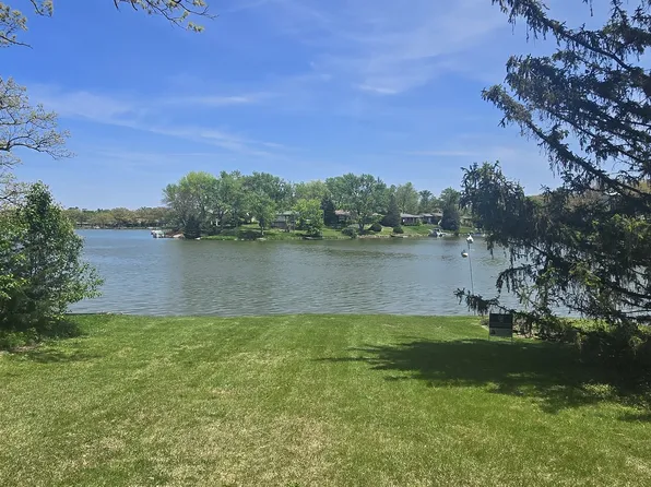 1118 Sunset Dr, Loda, IL 60948