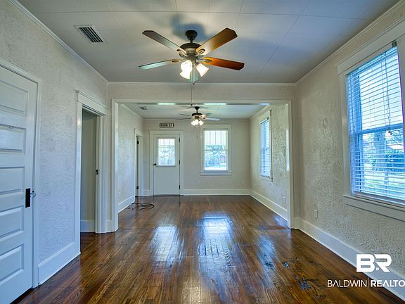 5th image of 12832 Main St