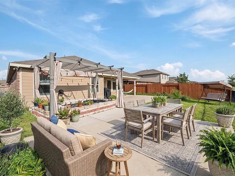 7326 Barrington Ridge Ln — Photo 40