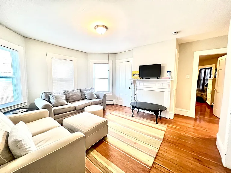 13 Phillips St — Photo 4