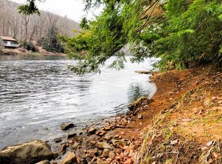 7 River Hill Dr, Sigel, PA 15860