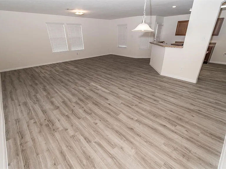 21722 Martin Grove Ct — Photo 2