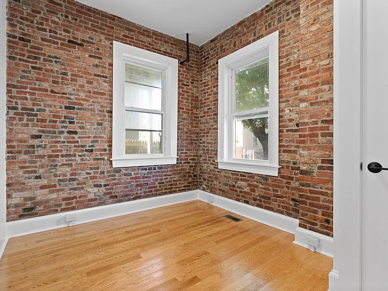 112 Gore St #1 — Photo 13