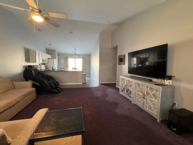9129 Baker St — Photo 4