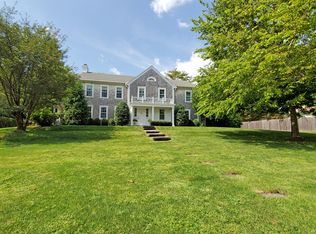 109 Grovers Ave, Bridgeport, CT 06605