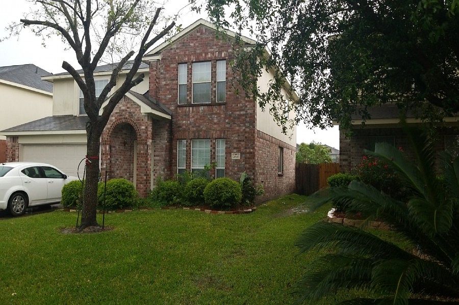 2nd image of 2643 Daryns Landing Dr