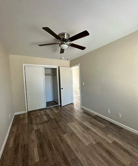 2025 E Pontiac Way #207 — Photo 15