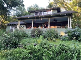 19 Tucker Hollow Rd, North Scituate, RI 02857