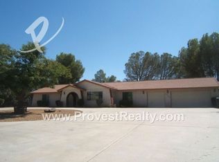 15123 Riverside Ln, Apple Valley, CA 92307