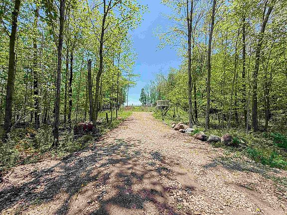 5th image of 239 Gerbig Rd