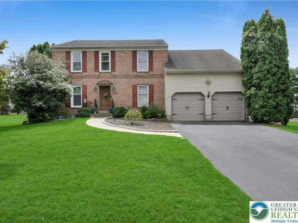 4531 Lenox Dr, Bethlehem, PA 18017