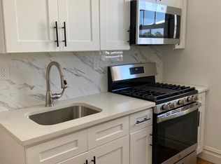286 Logan Ave, Bronx, NY 10465