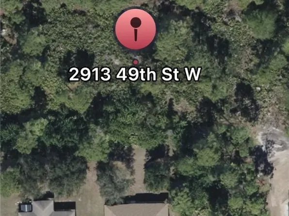 2913 49th St W, Lehigh Acres, FL 33971