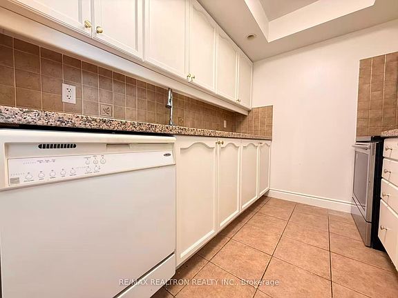 5th image of 10 Northtown Way Unit 2708