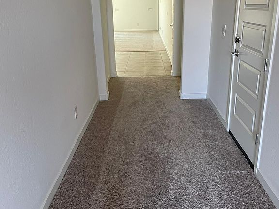 5th image of 9224 W Montecito Ave