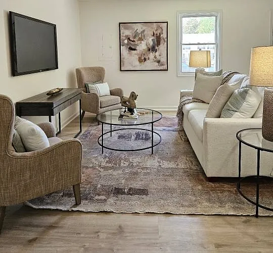 2 bed, 2.5 bath, 1224 sqft, $2,345 — Photo 3