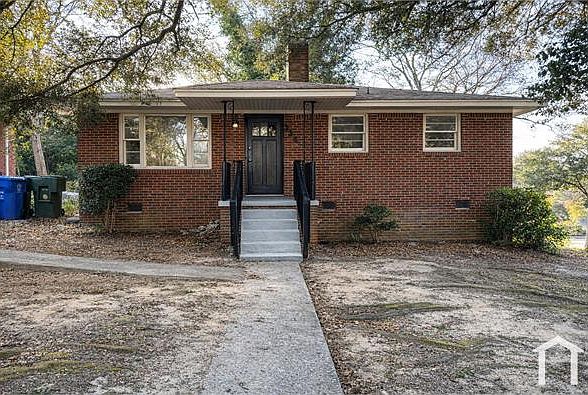 1st image of 334 W Campanella Dr