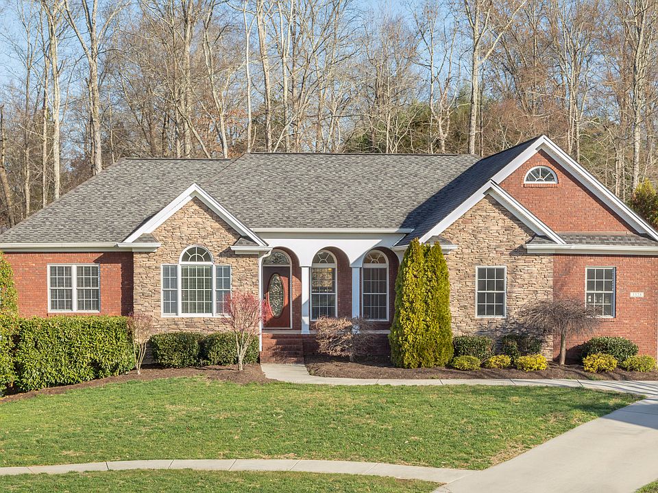 1st image of 3328 Lakewood Dr NW