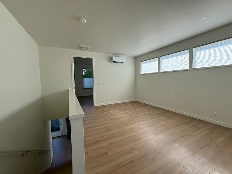 2212 Emerson Dr #1 — Photo 5