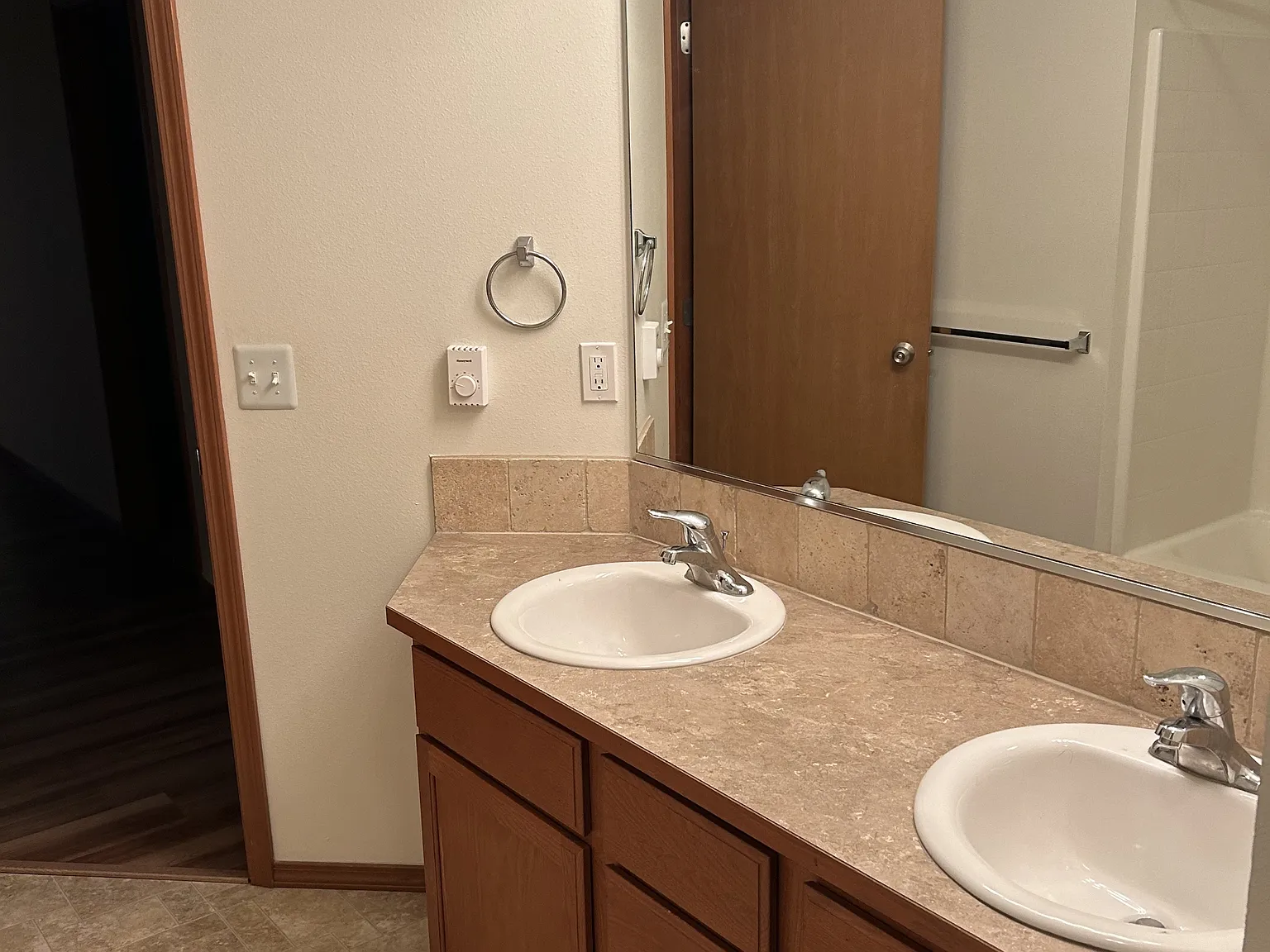 4507 North Sullivan Road — Photo 2
