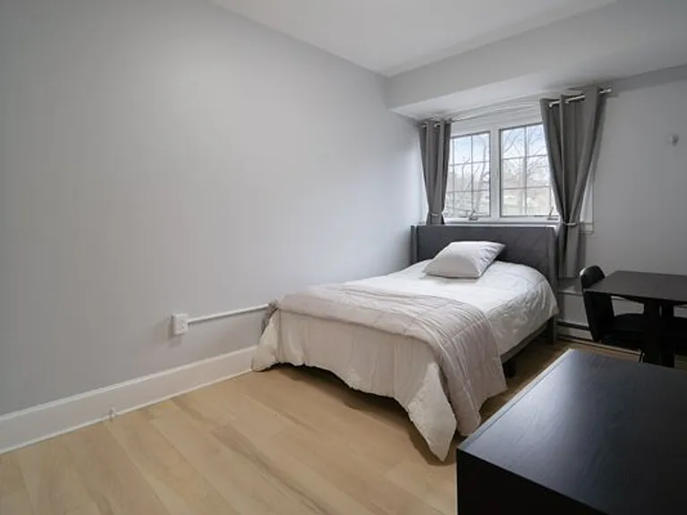 504 Stewart Ave — Photo 215