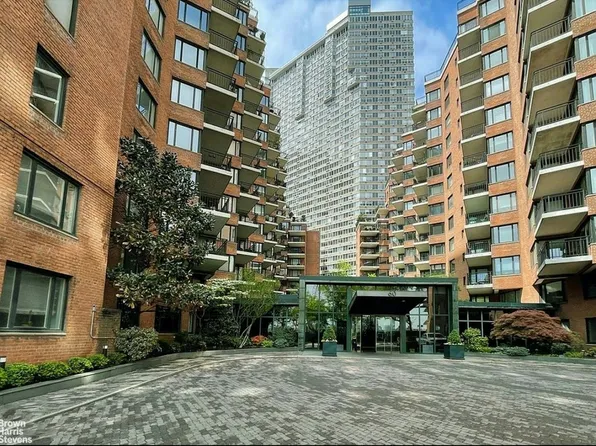60 Sutton Place South 3KN image 18 of 19