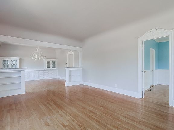 4th image of 521 Palm Ave