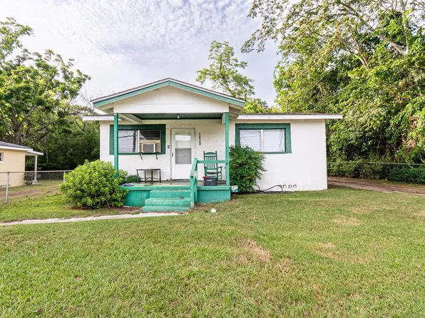 1030 Chickasaw St, Dothan, AL 36303