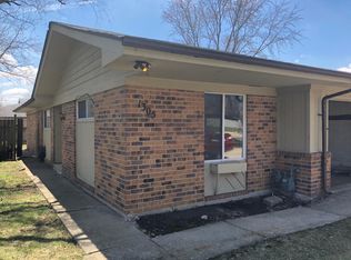 1305 Beverly Ln, Streamwood, IL 60107