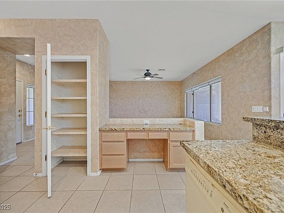5th image of 3051 Scotts Valley Dr