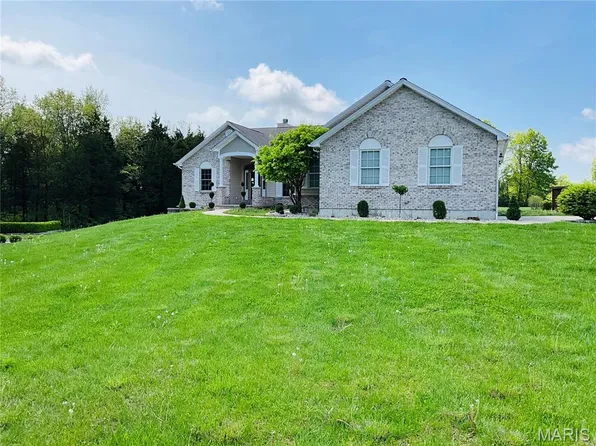 10610 Cedar Grove Dr, Foristell, MO 63348