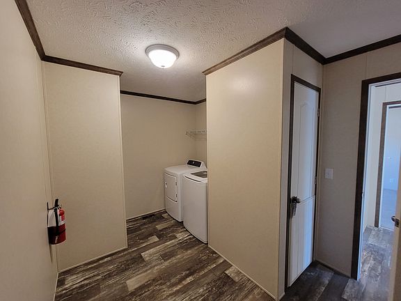 5th image of 212 Borman Ave #212
