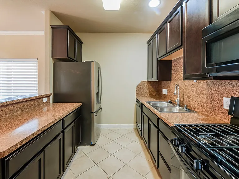 23733 Briar Tree Dr — Photo 6