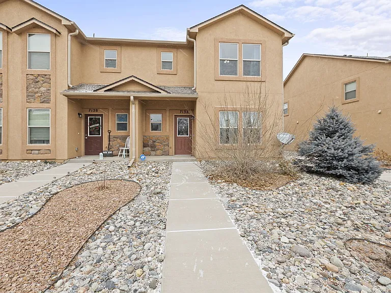 7132 Bracken Pl — Photo 1