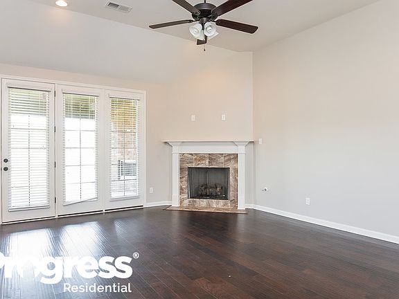 2nd image of 6252 Dixon Dr