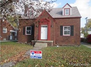 15485 Nehls Ave, Eastpointe, MI 48021