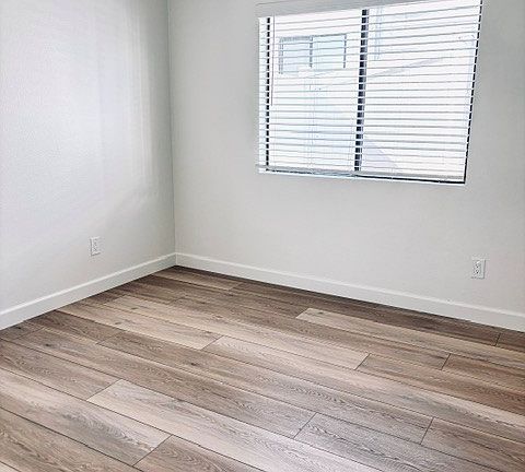 2nd image of 4611 Telescope Ave