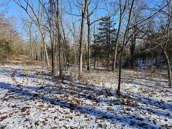 5th image of 65 Fairfield Lane