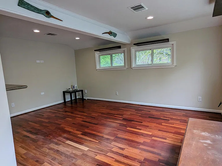 6325 N Haywood Dr — Photo 5
