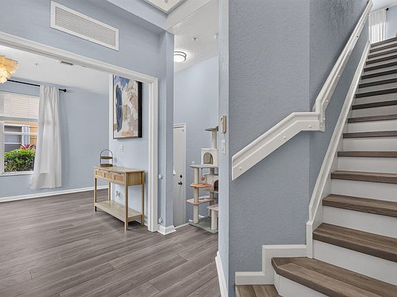 5th image of 2899 S GREENLEAF Circle